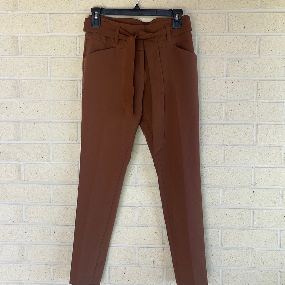 Omens brown trousers